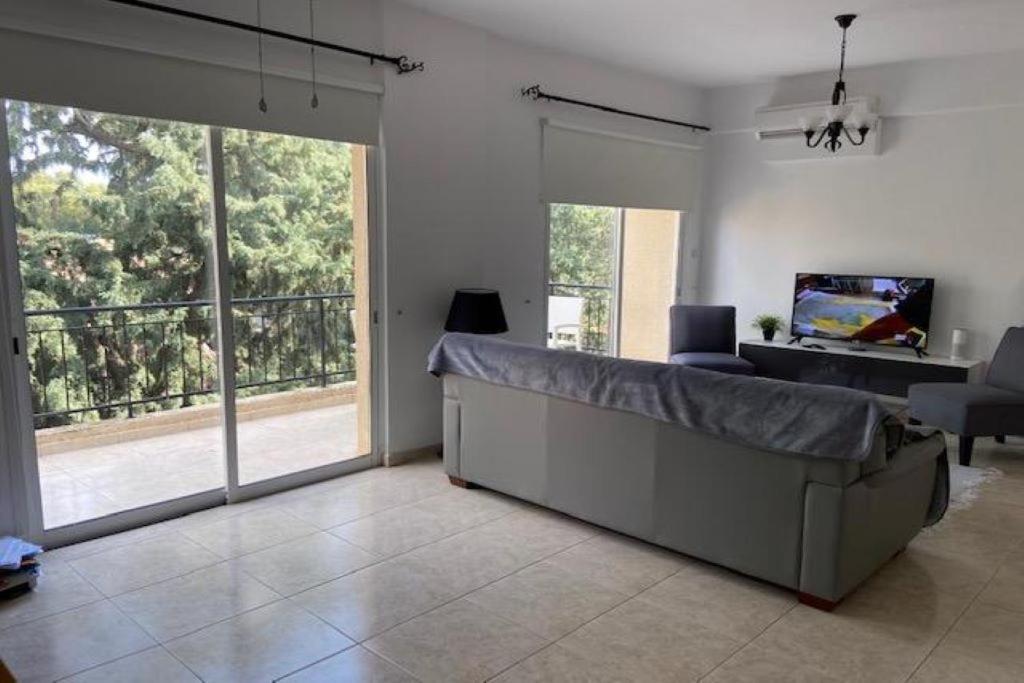 Kato Paphos Apartment In Universal Area Buitenkant foto